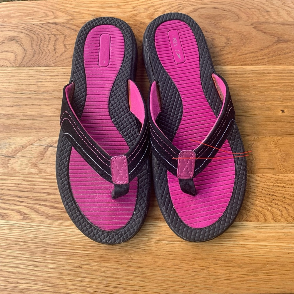 Speedo Pink and Black Women's Sandals